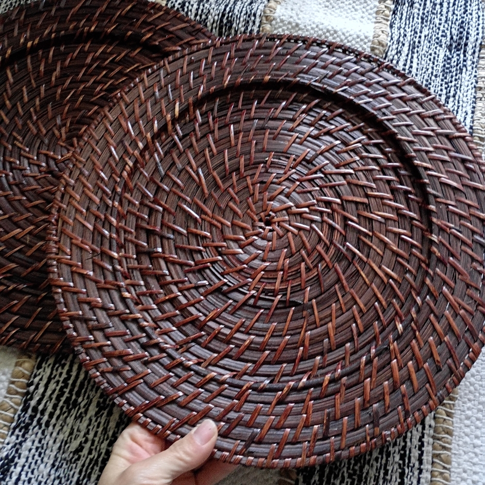 Two handmade natural round plate mats
